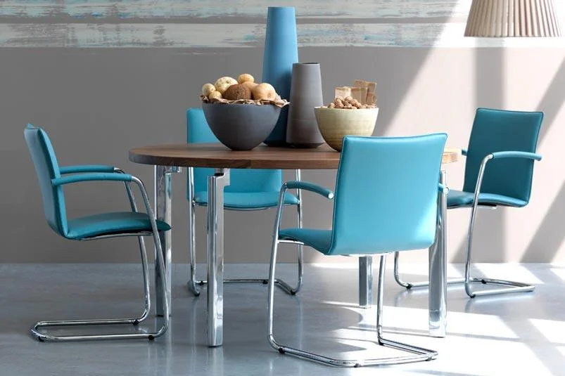 FREYR CHAIR