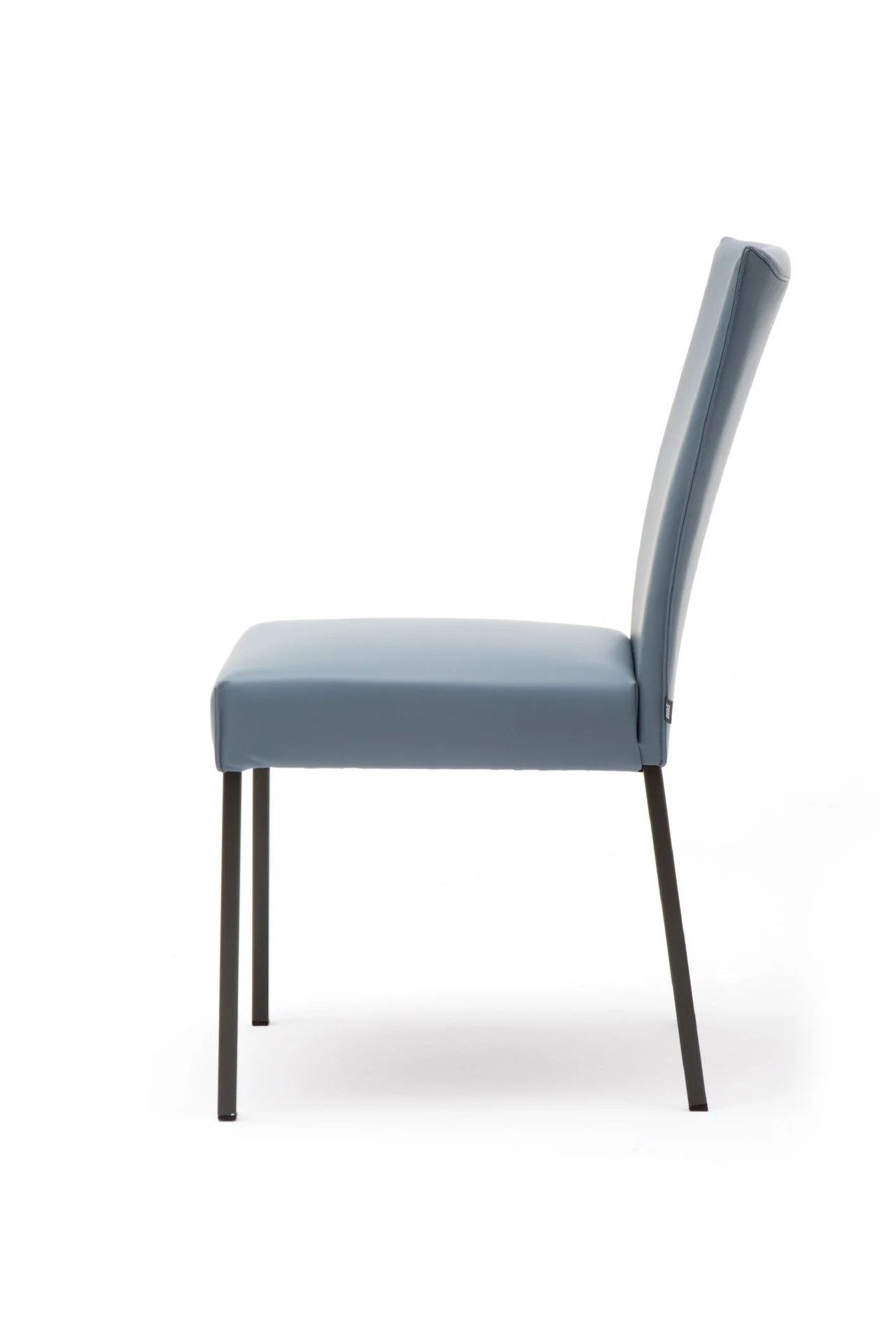 DIVINEDESIGNCENTER_652_CHAIR_2.jpg