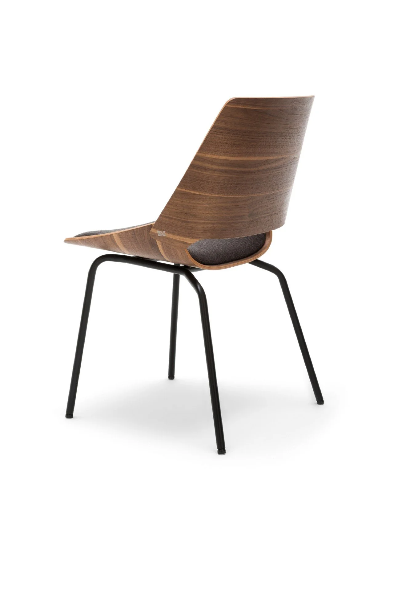 DIVINEDESIGNCENTER_650_CHAIR_5.jpg