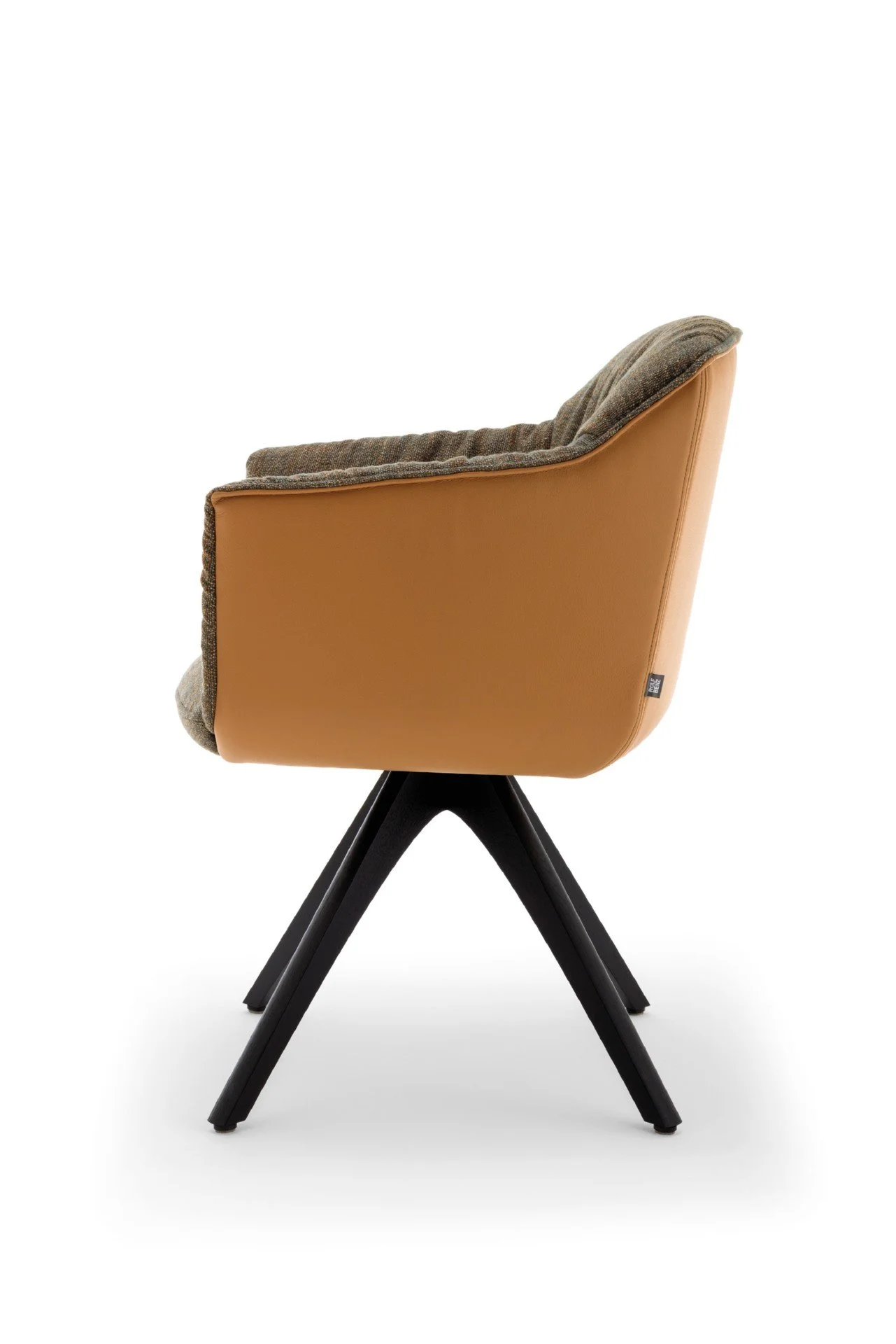 DIVINEDESIGNCENTER_641_CHAIR_2.jpg