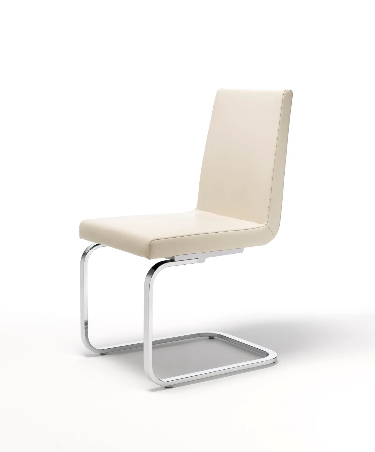 DIVINEDESIGNCENTER_620_CHAIR_6.jpg