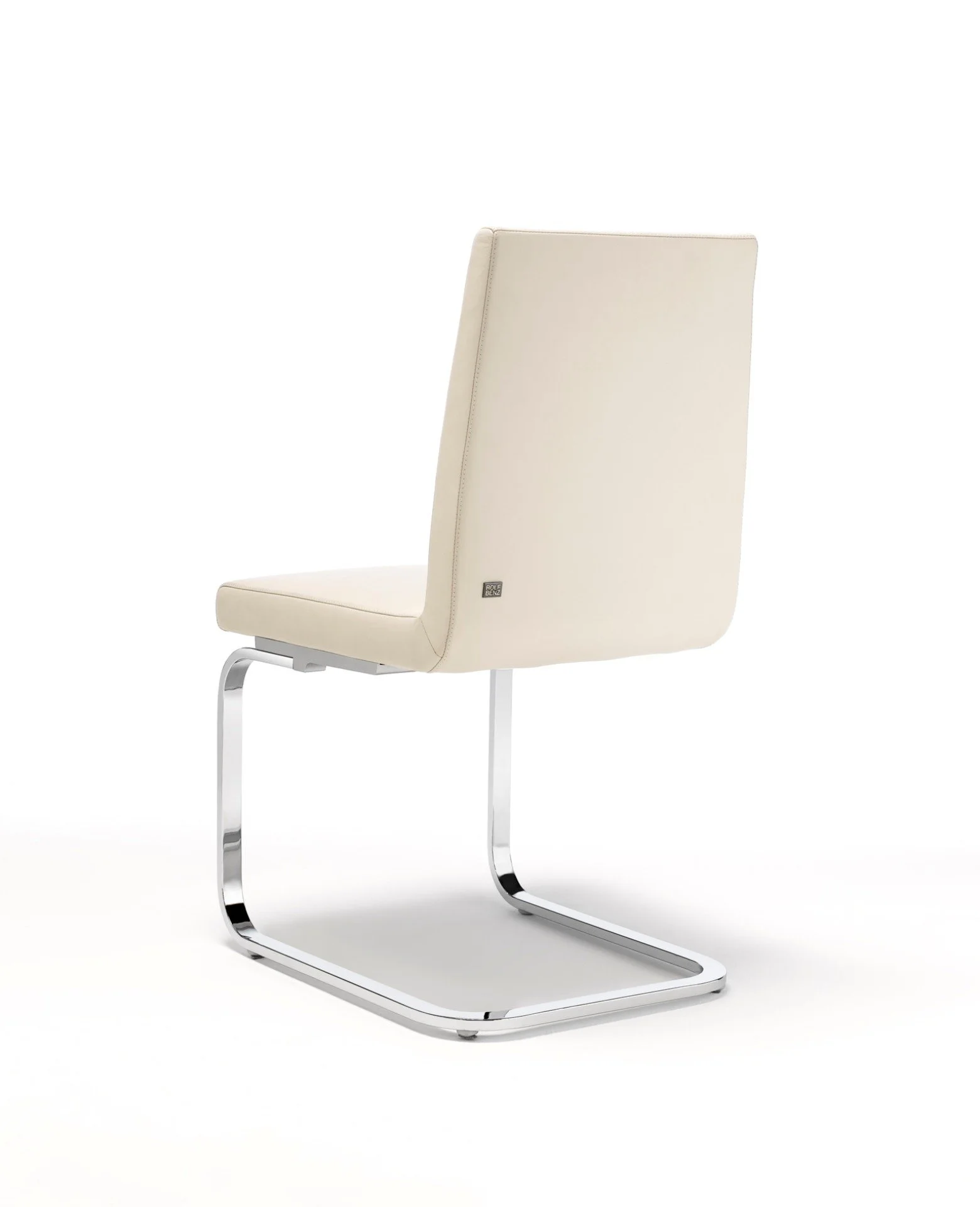 DIVINEDESIGNCENTER_620_CHAIR_10.jpg
