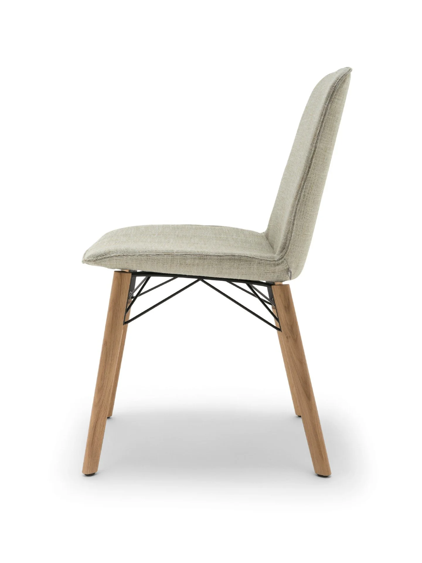 DIVINEDESIGNCENTER_616_CHAIR_1.jpg