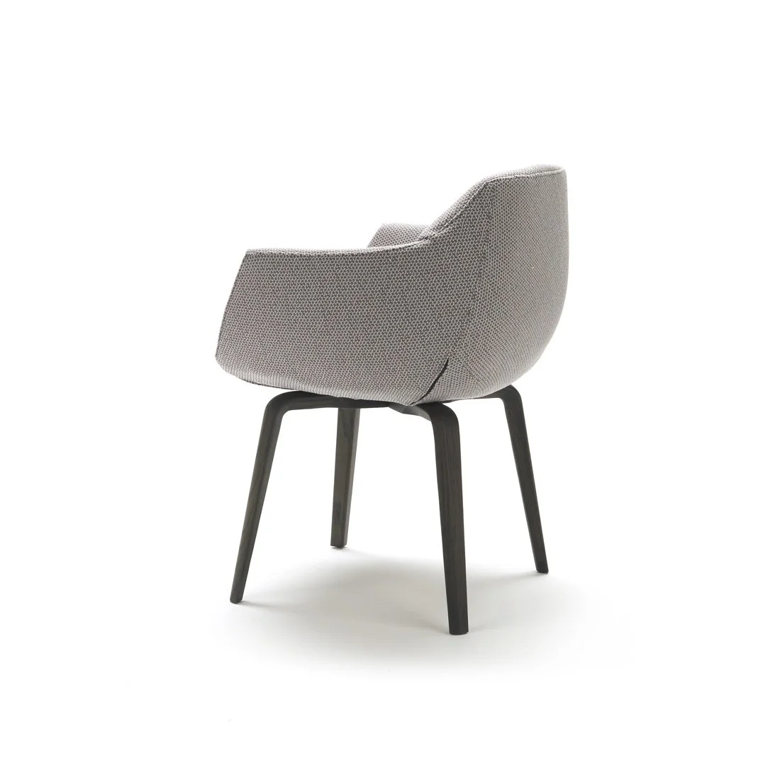 DIVINEDESIGNCENTER_NAOS_CHAIR_3.jpg