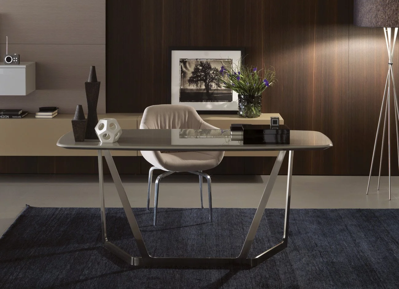 DIVINEDESIGNCENTER_NAOS_CHAIR_1.jpg