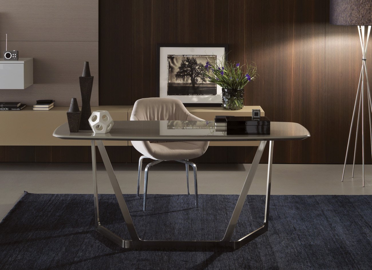 DIVINEDESIGNCENTER_NAOS_CHAIR_1.jpg