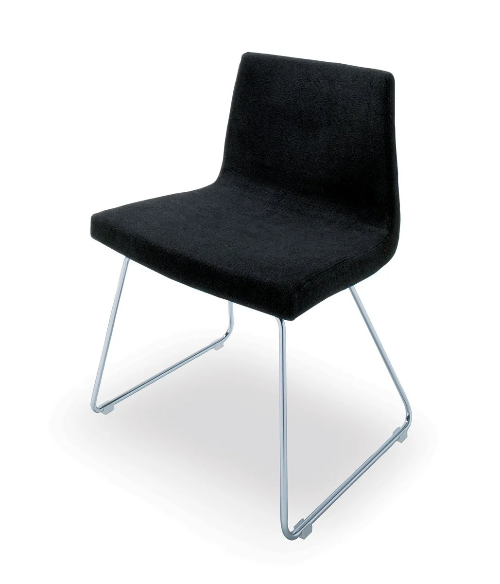 DIVINEDESIGNCENTER_HELLA_CHAIR_5.jpg