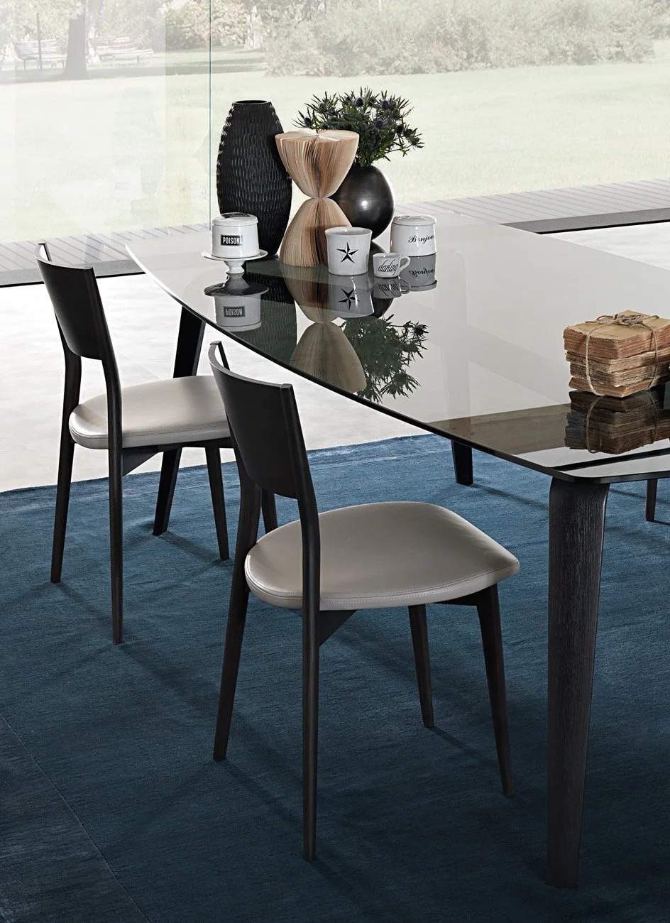 DIVINEDESIGNCENTER_BERTHA_CHAIR_4.jpg