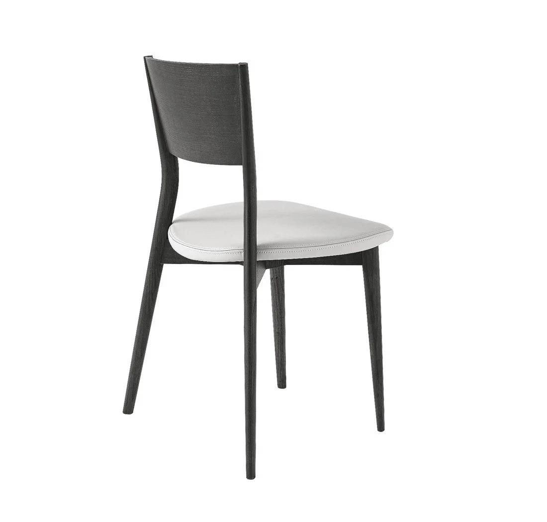 DIVINEDESIGNCENTER_BERTHA_CHAIR_1.jpg