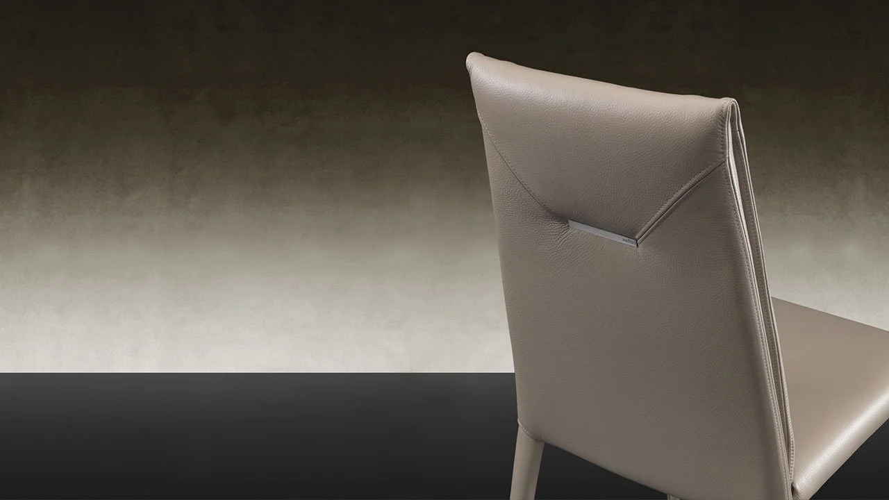 DIVINEDESIGNCENTER_SOFTSEDIA_CHAIR_2.jpg