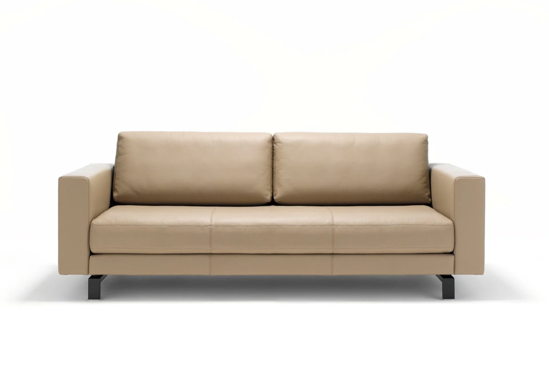 1_DIVINEDESIGNCENTER_VIDA_SOFA_3.jpg
