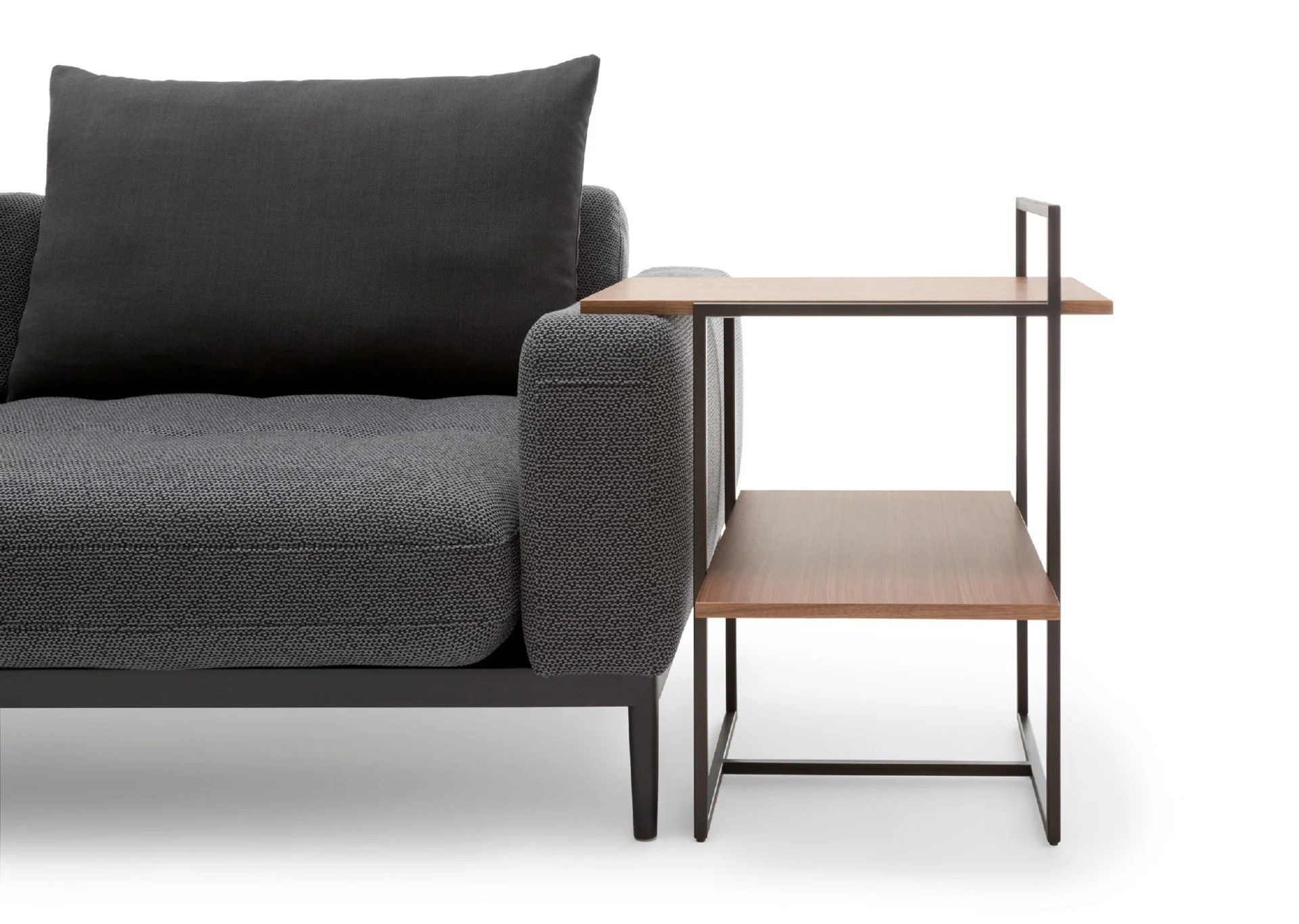 DIVINEDESIGNCENTER_TIRA_SOFA_5.jpg
