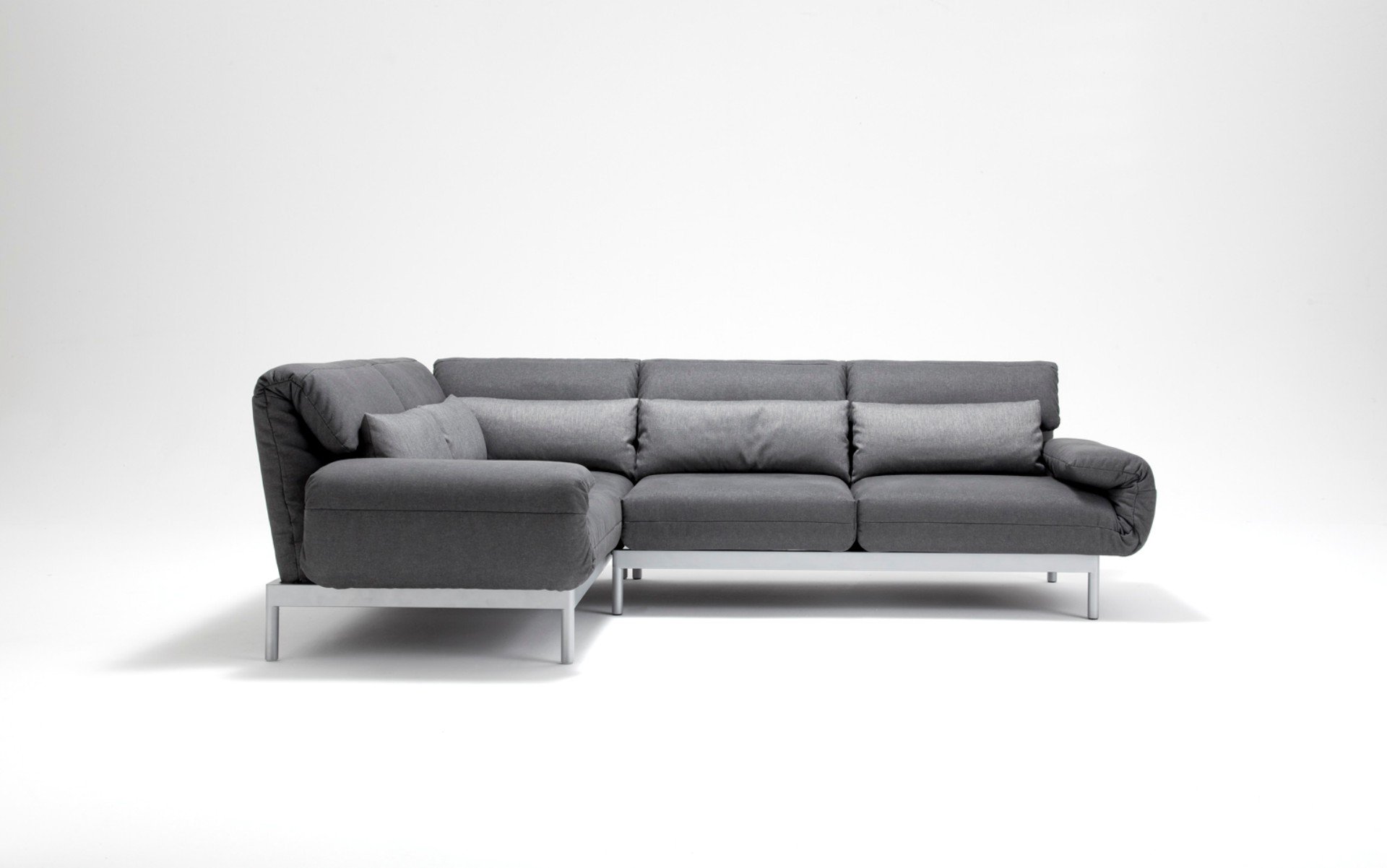 Хай диване. Rolf Benz 577. Мягкая мебель Минимализм. Мягкая мебель в стиле хайтек. Диван в минималистическом стиле.