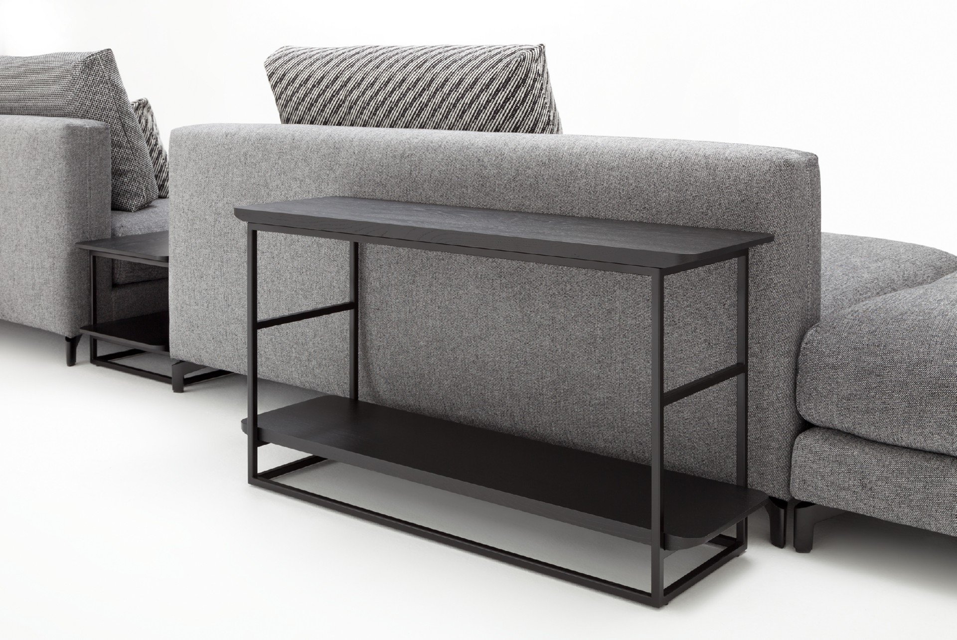 DIVINEDESIGNCENTER_NUVOLA_SOFA_10.jpg