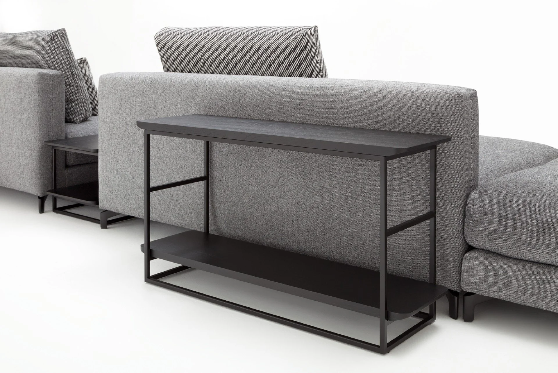 DIVINEDESIGNCENTER_NUVOLA_SOFA_10.jpg