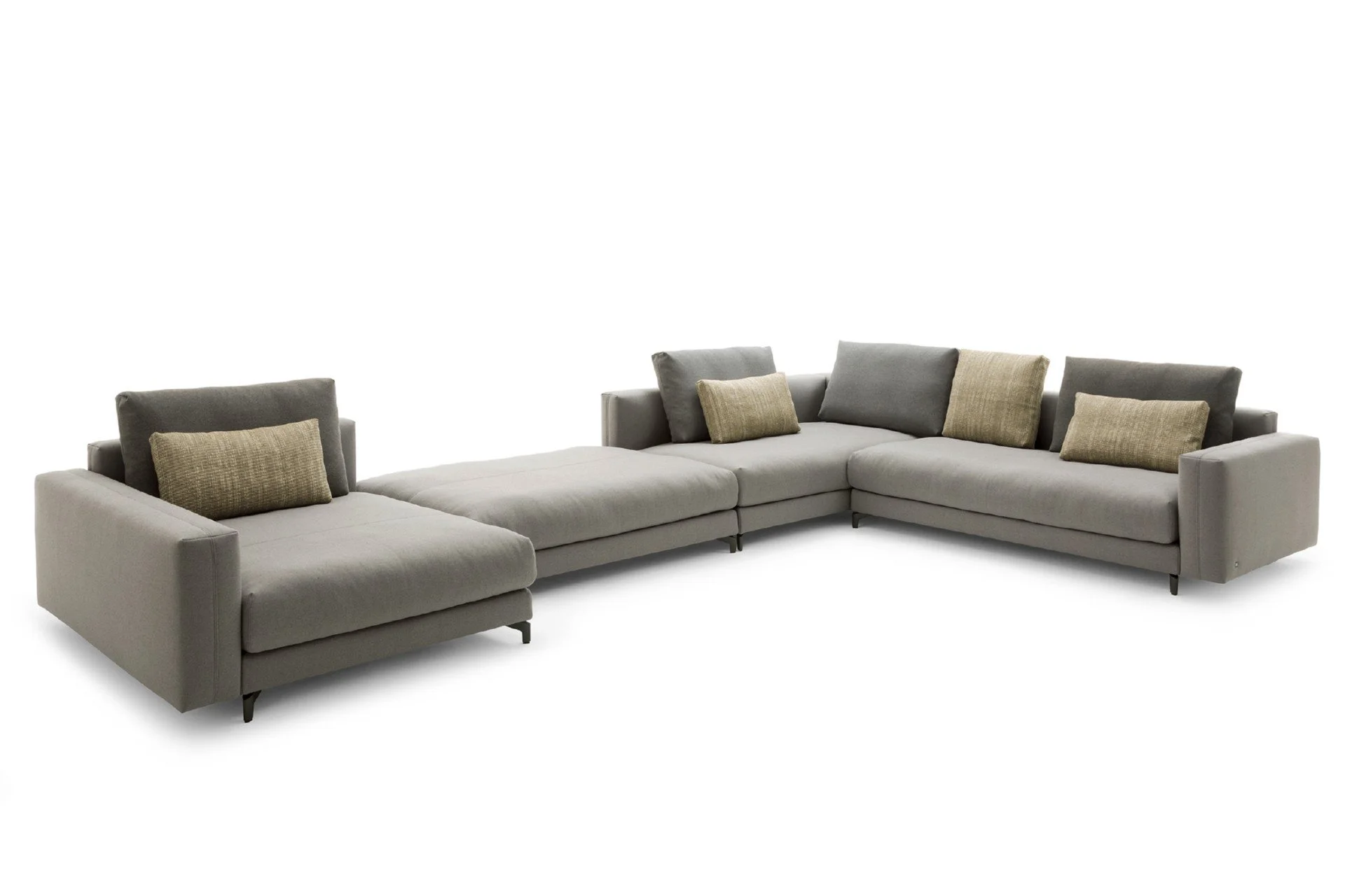 DIVINEDESIGNCENTER_NUVOLA_SOFA_6.jpg