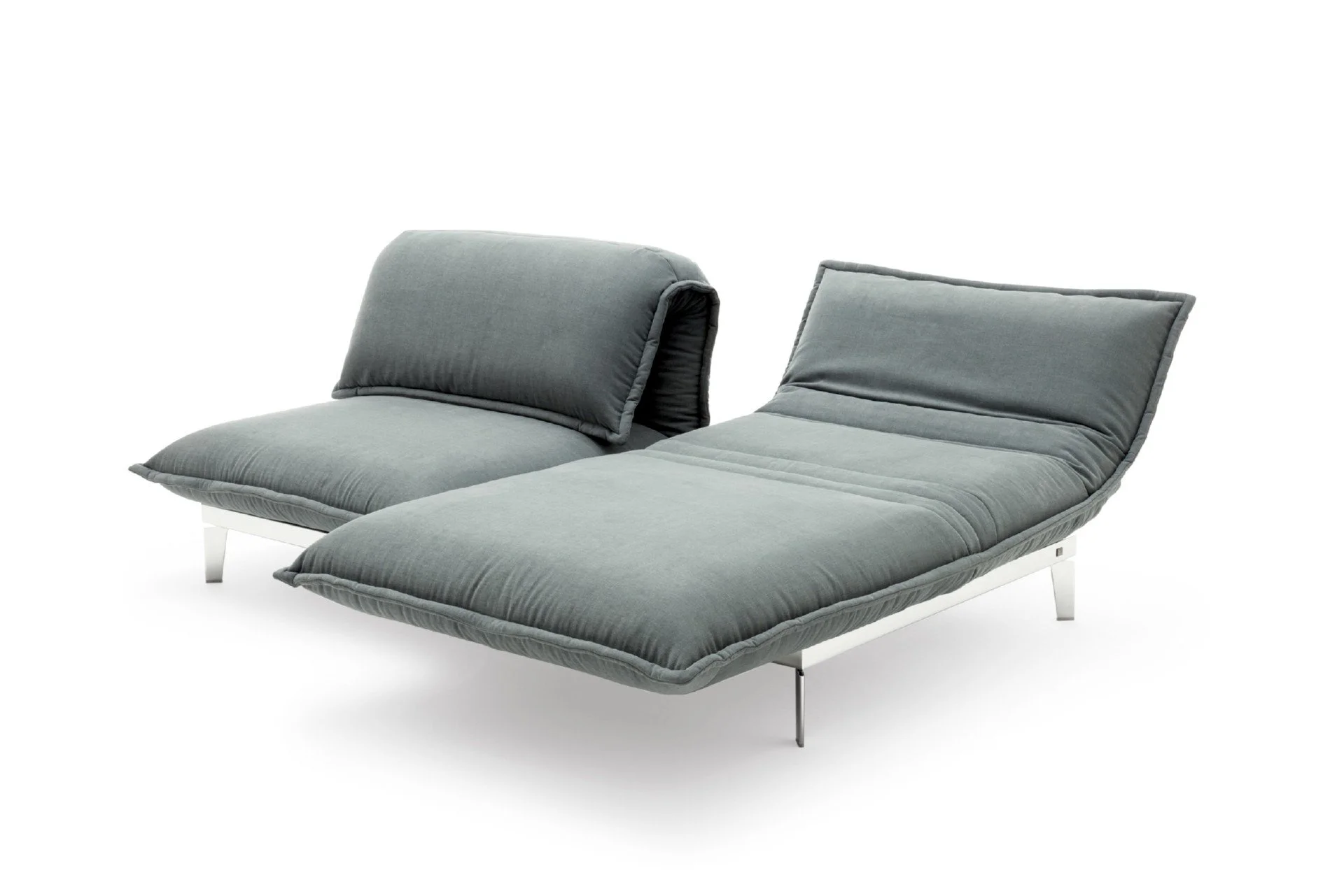 DIVINEDESIGNCENTER_NOVA_SOFA_1.jpg