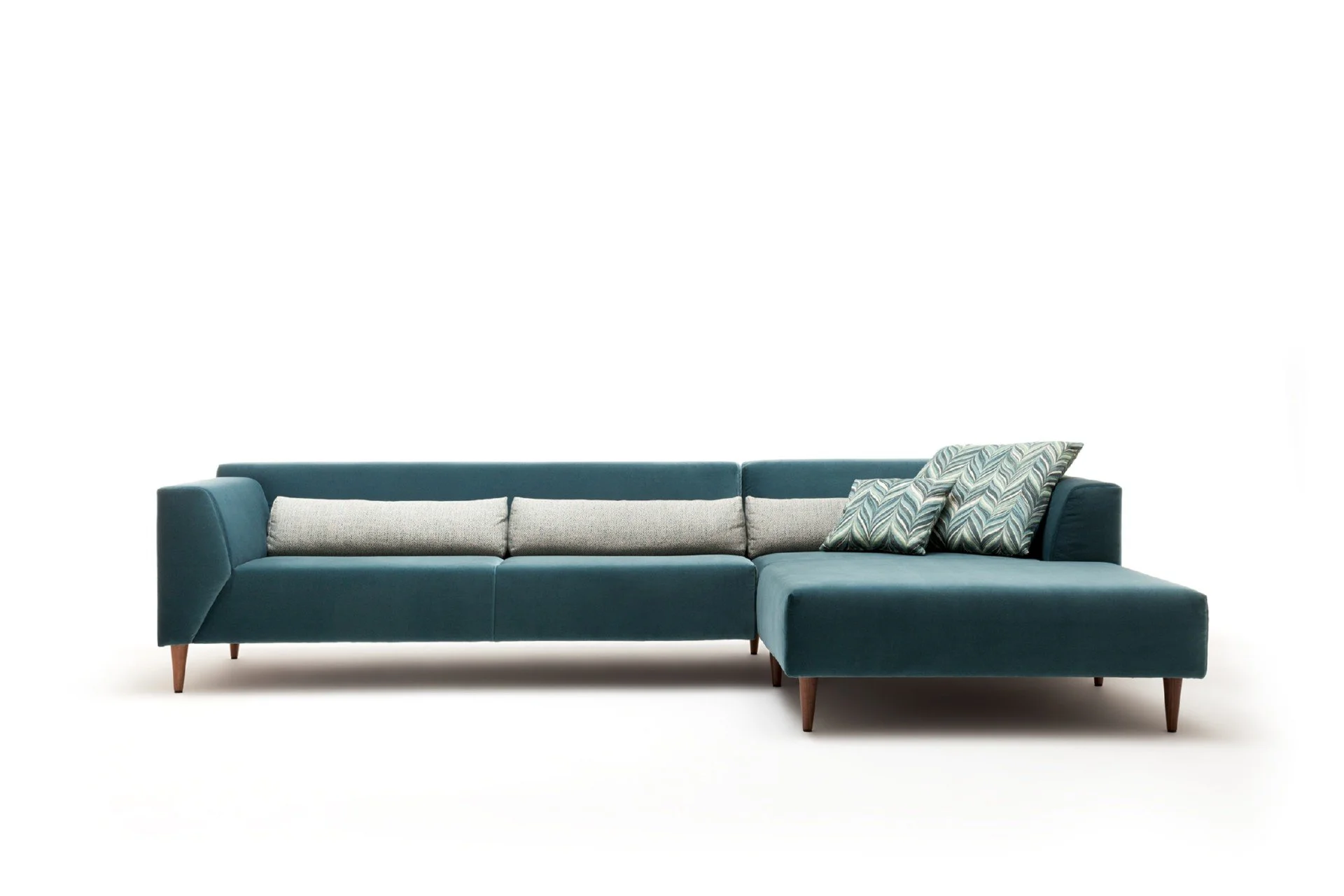 DIVINEDESIGNCENTER_LINEA_SOFA_13.jpg