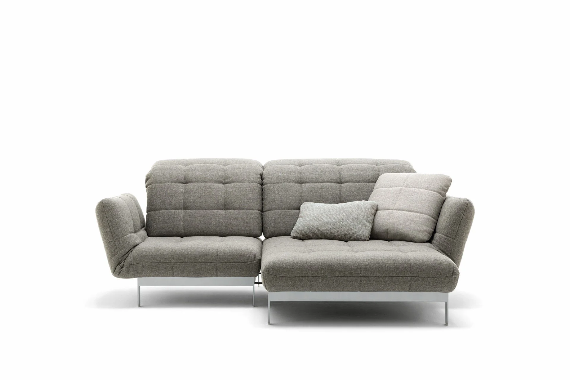 DIVINEDESIGNCENTER_AGIO_SOFA_2.jpg