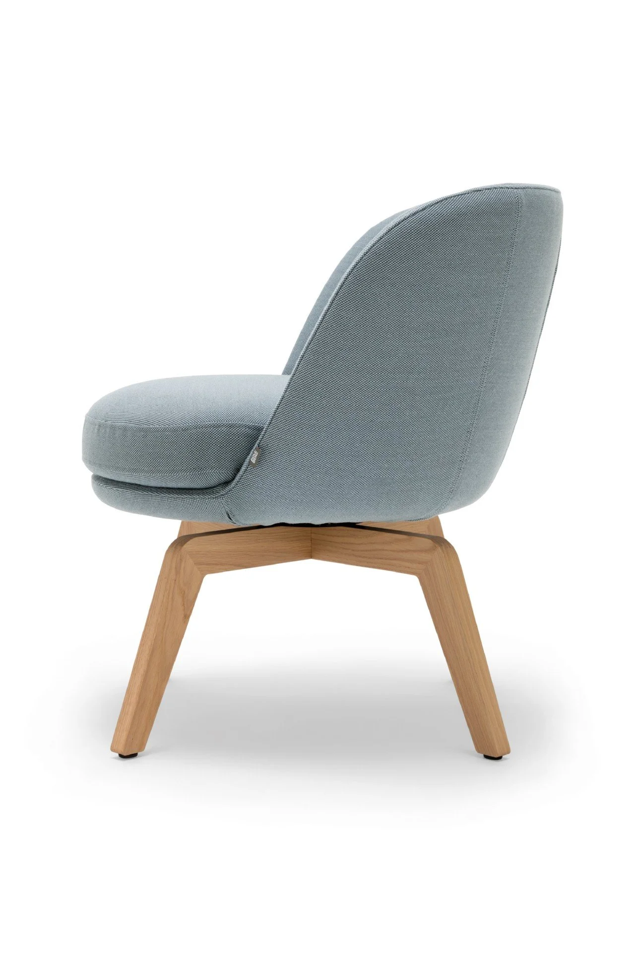 DIVINEDESIGNCENTER_562_ARMCHAIR_8.jpg