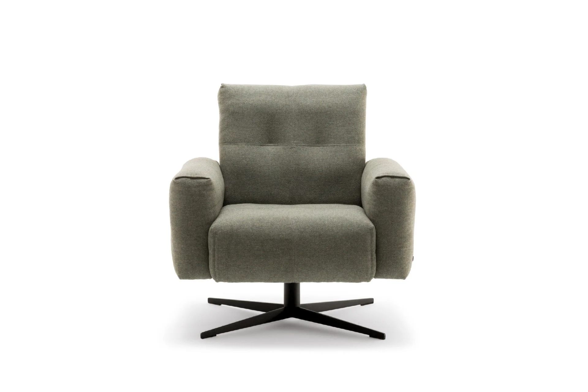 DIVINEDESIGNCENTER_50_ARMCHAIR_3.jpg