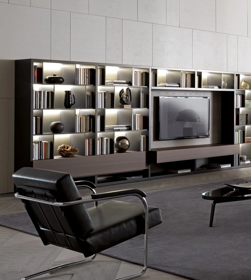 WM ARMCHAIR