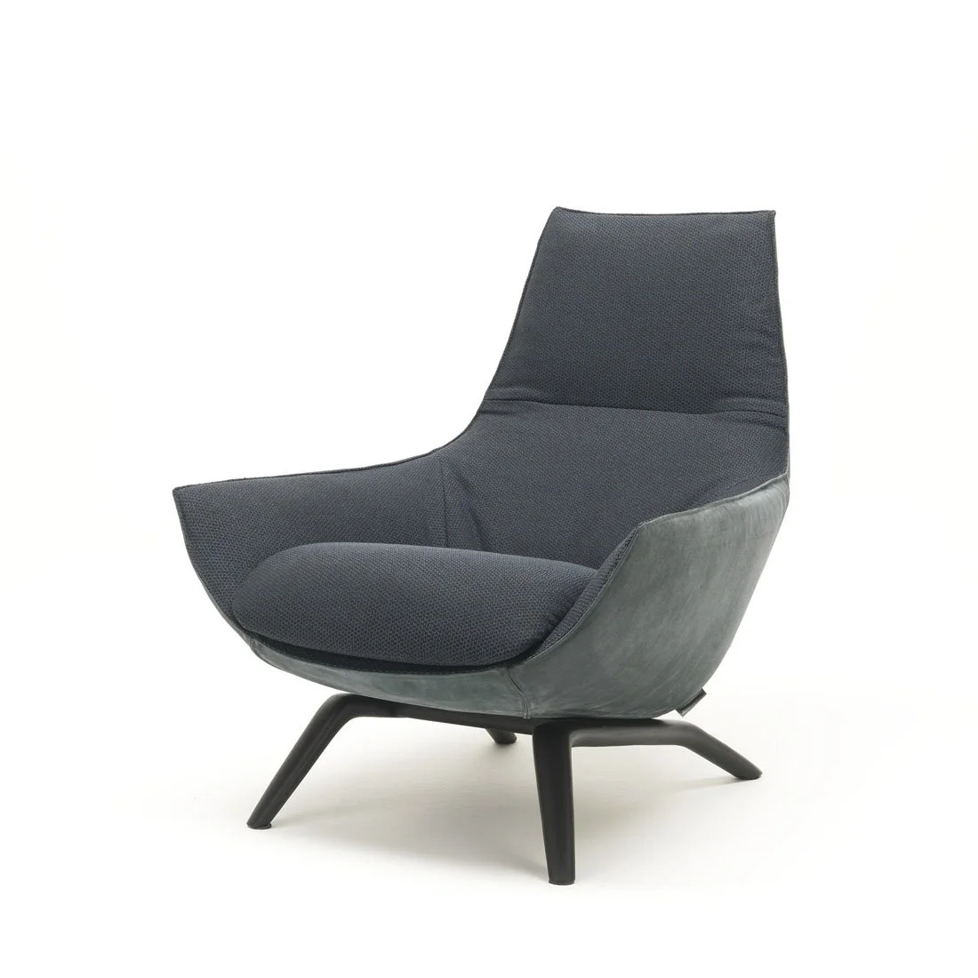 1_DIVINEDESIGNCENTER_ERMES_ARMCHAIR_2.jpg