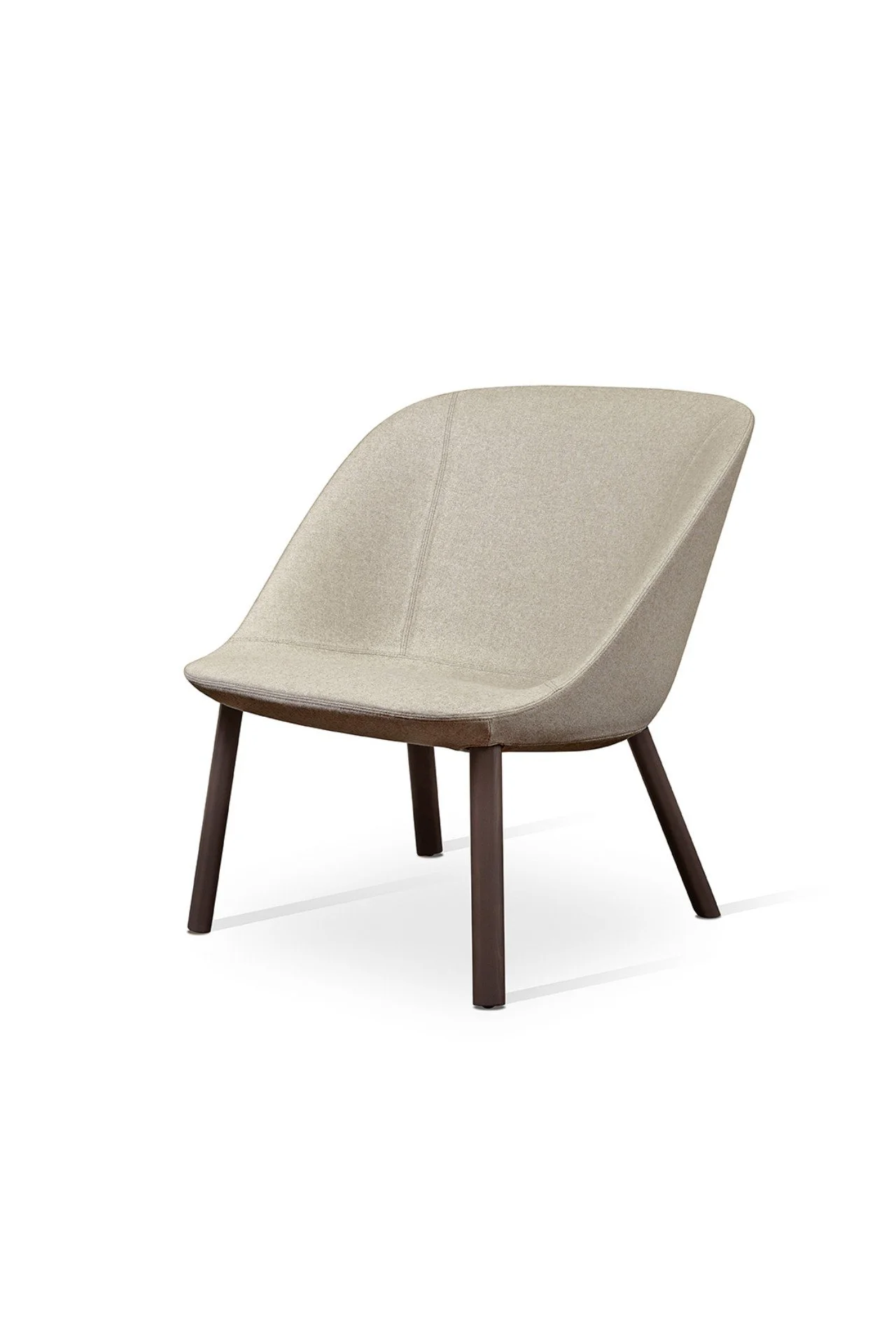 DIVINEDESIGNCENTER_ESSELOUNGE_ARMCHAIR_5.jpg