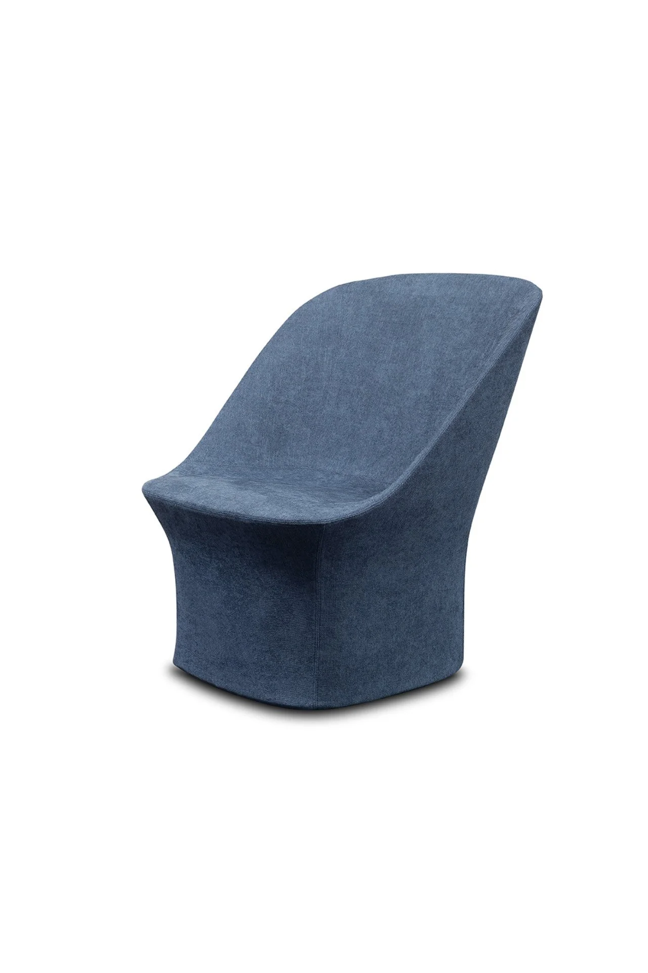 DIVINEDESIGNCENTER_ESSELOUNGE_ARMCHAIR_3.jpg