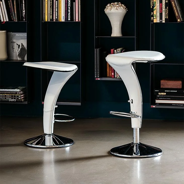 BOSS BAR STOOL