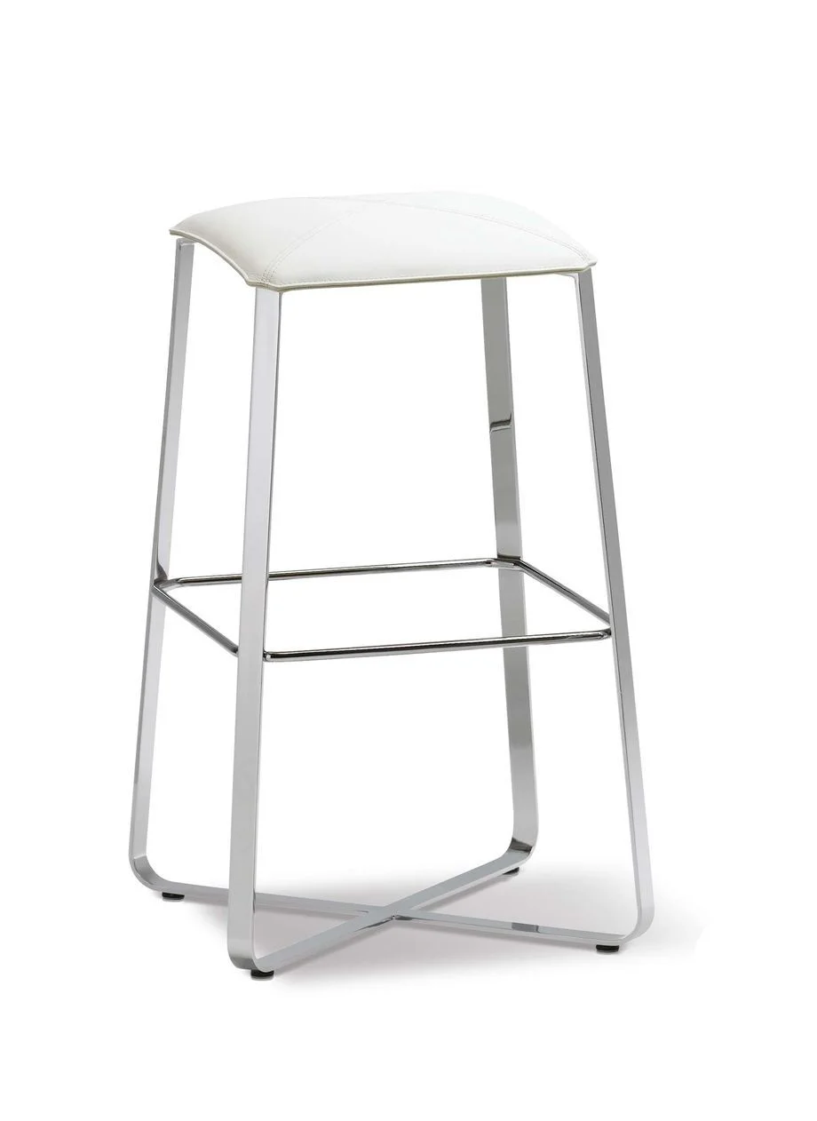 csm_bar-stool-lux-team7_4883c90408.jpg