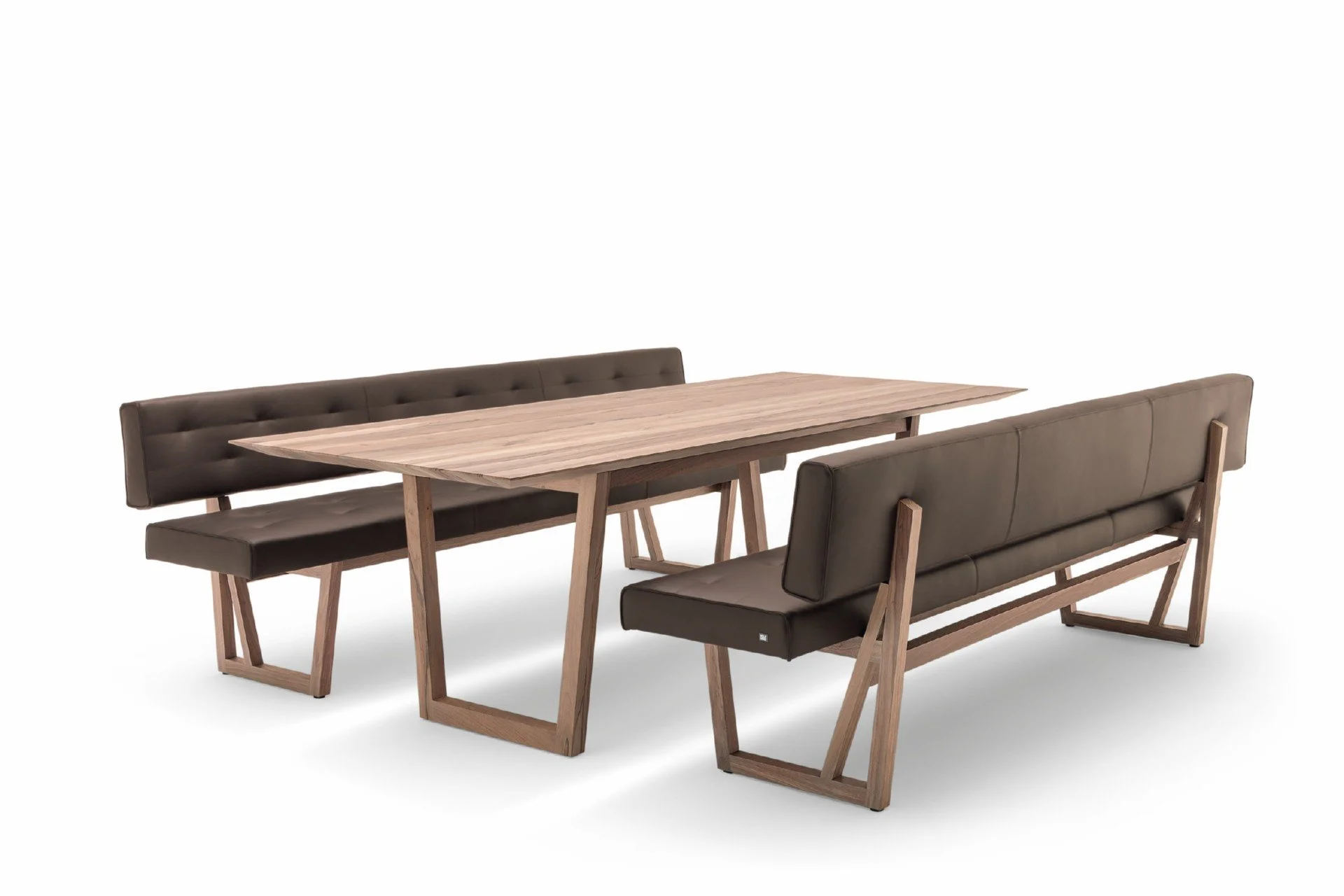 DIVINEDESIGNCENTER_624_BENCH_2.jpg