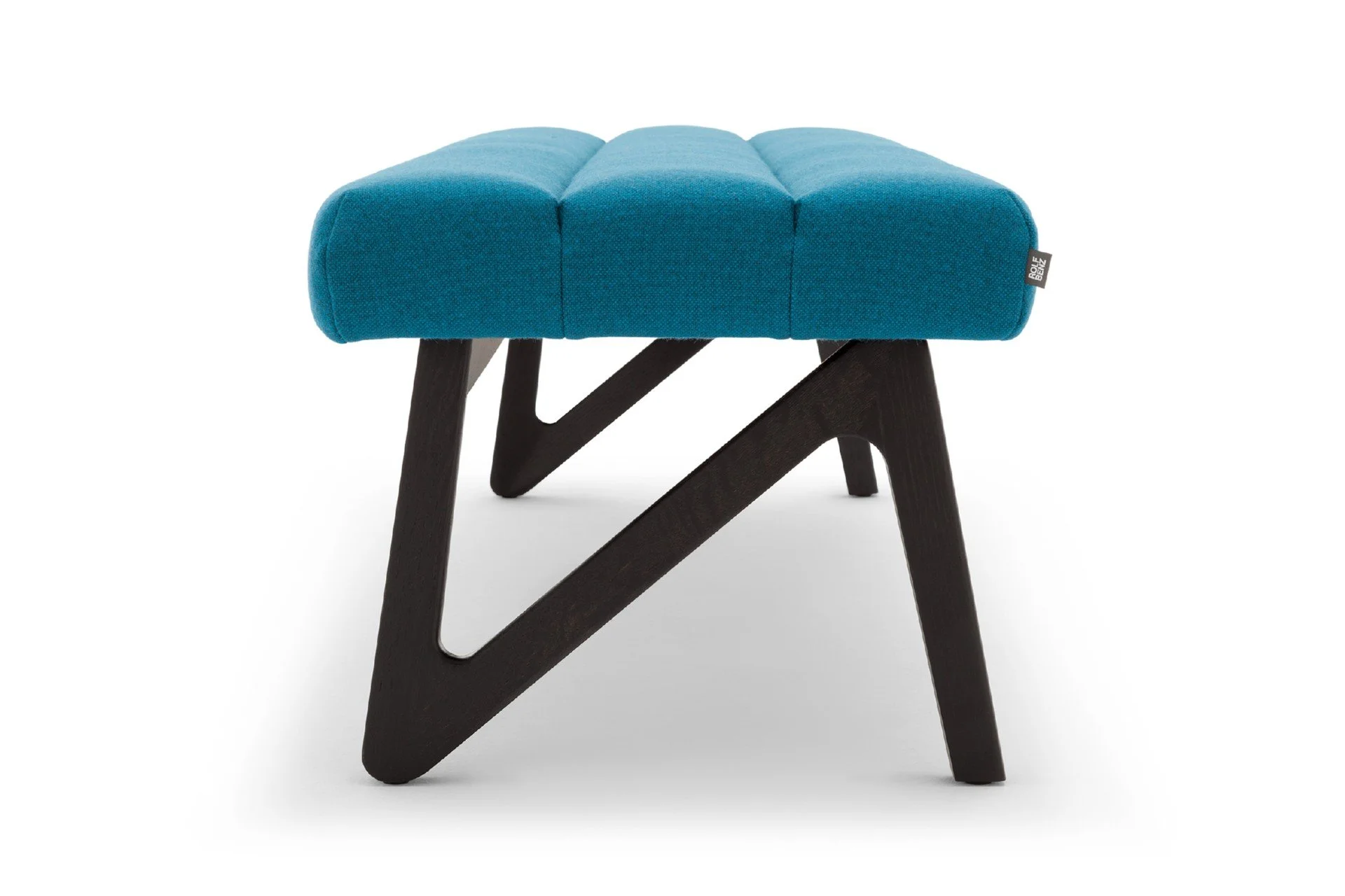 DIVINEDESIGNCENTER_944_BENCH_4.jpg