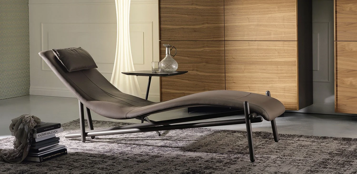 DIVINEDESIGNCENTER_DONOVAN_OCASSIONALCHAIR_2.jpg