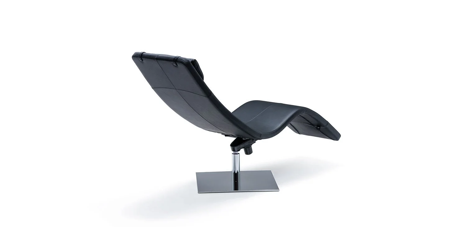 DIVINEDESIGNCENTER_CASANOVA_OCASSIONALCHAIR_4.jpg