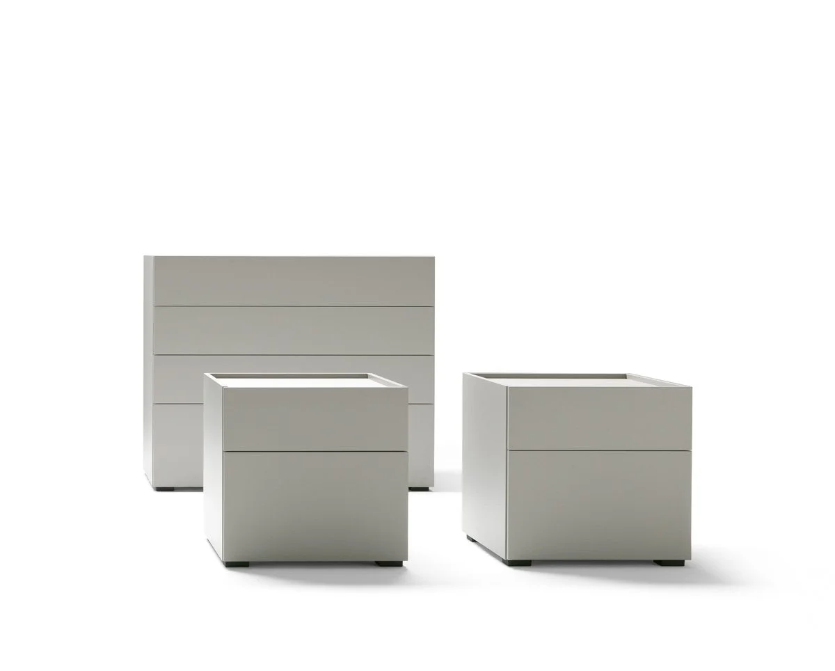 1_DIVINEDESIGNCENTER_CUBE_BEDSIDEUNIT_2.jpg