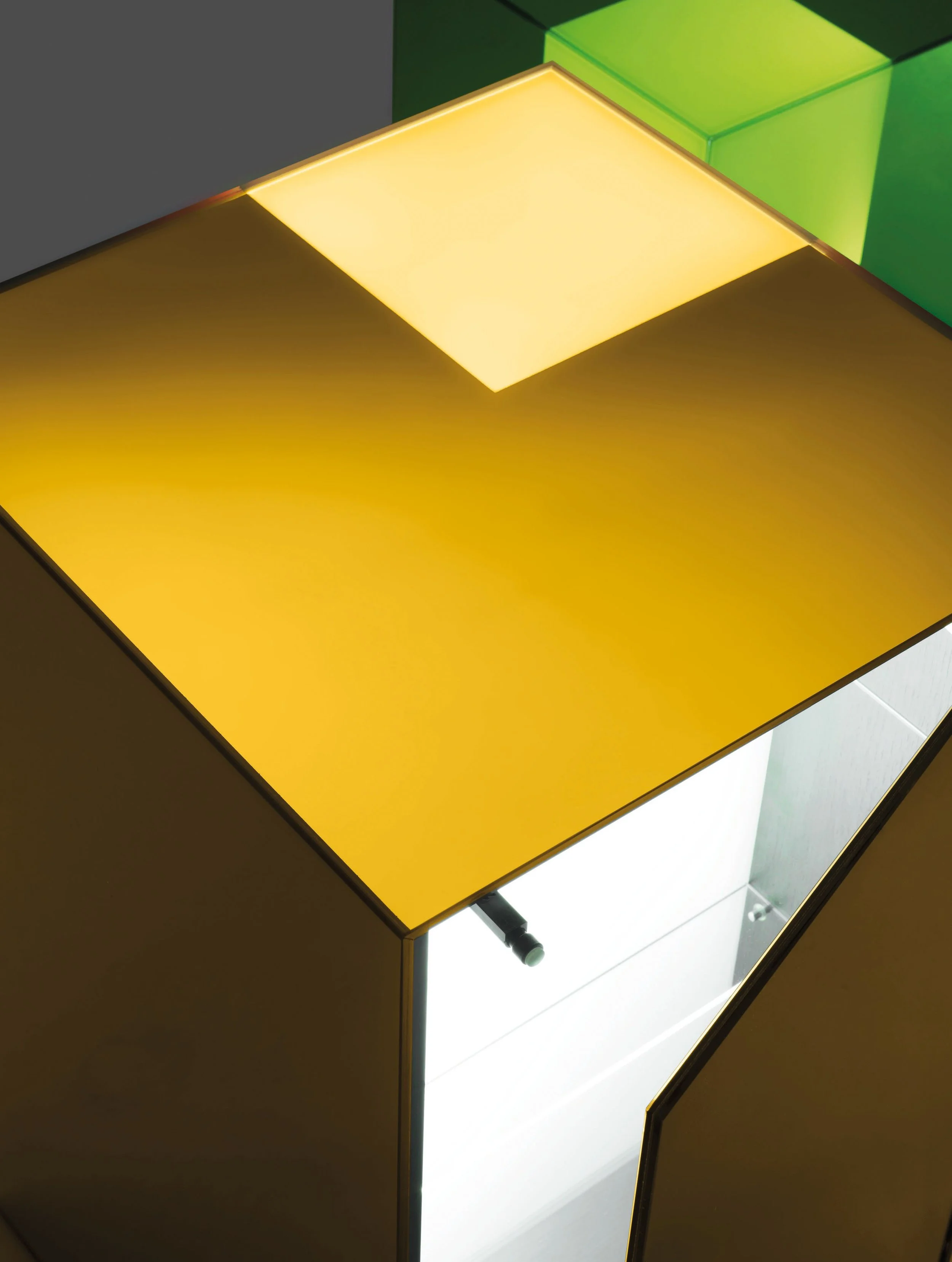 DIVINEDESIGNCENTER_BOXY_BOOKCASE_6.jpg