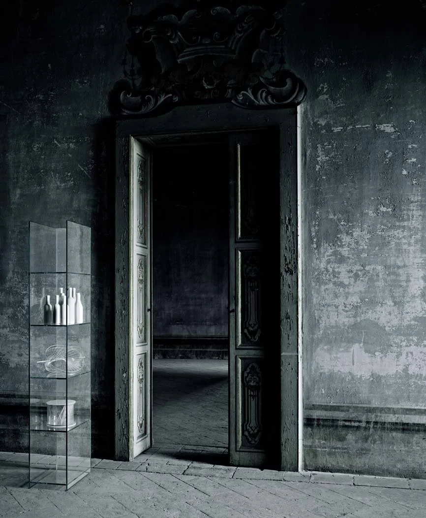 DIVINEDESIGNCENTER_DRJEKYLLANDMRHYDE_BOOKCASE_5.jpg