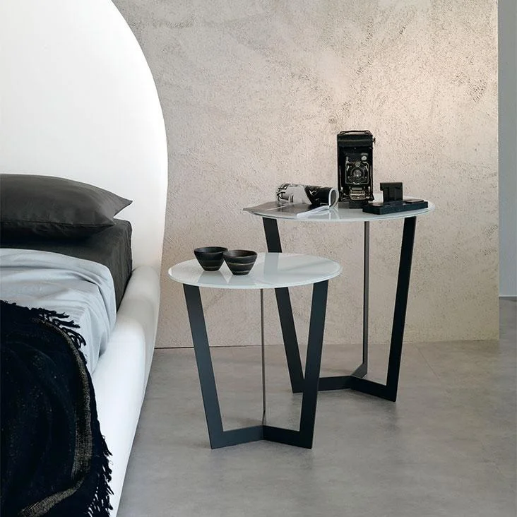 DIVINEDESIGNCENTER_JOLLY_COFFEETABLE_1.jpg
