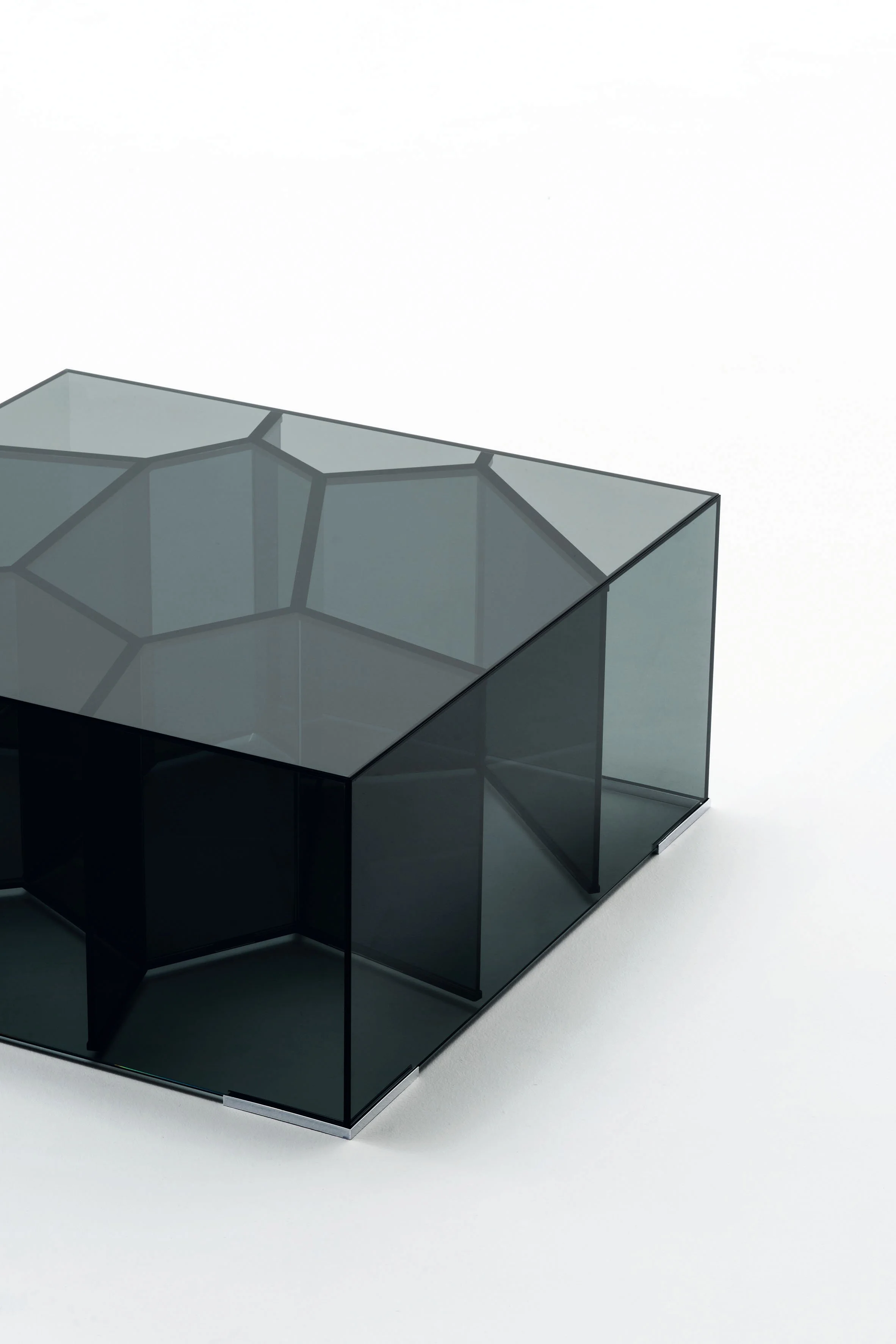 DIVINEDESIGNCENTER_ALICE_COFFEETABLE_2.jpg