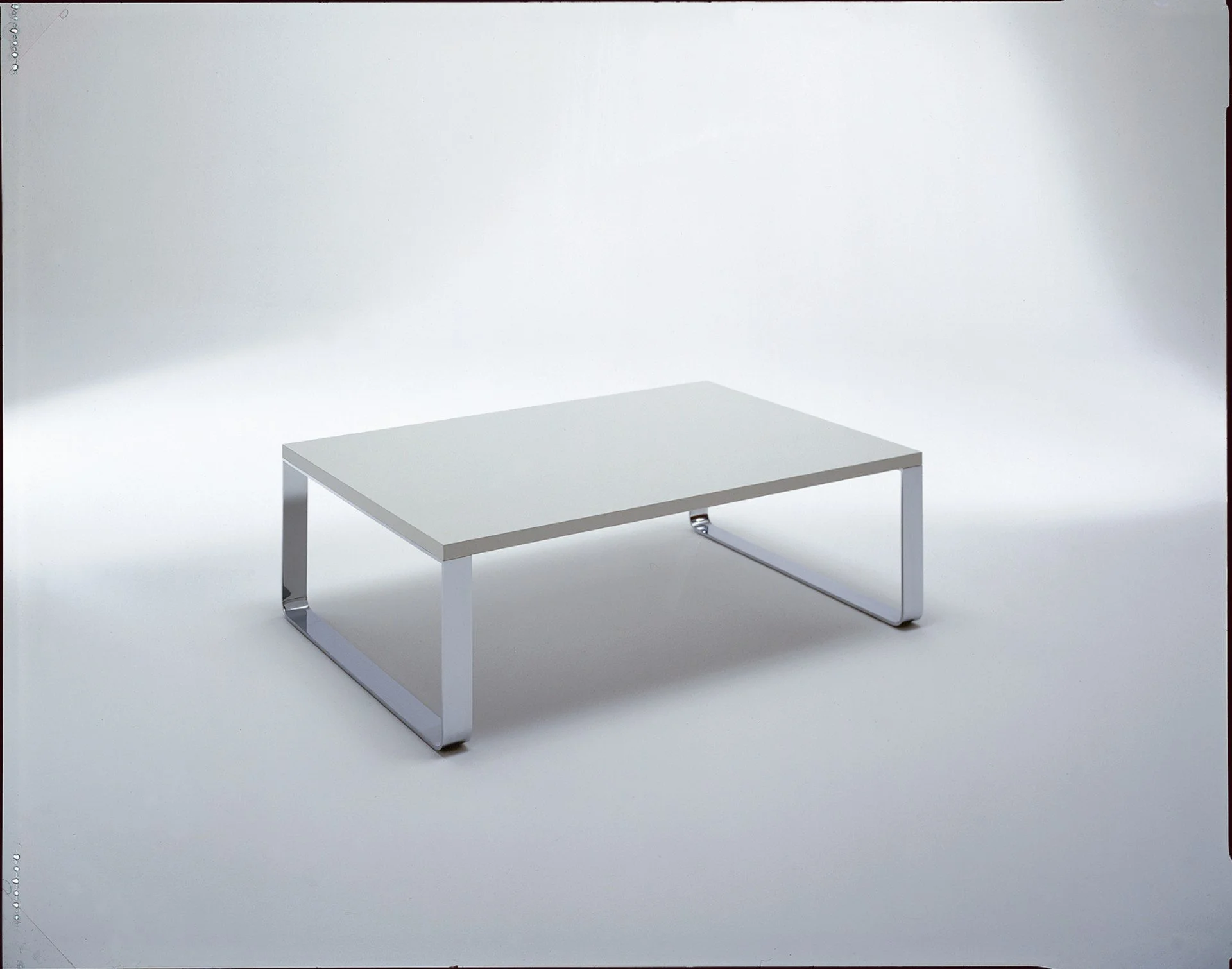 DIVINEDESIGNCENTER_8710_COFFEETABLE_3.jpg