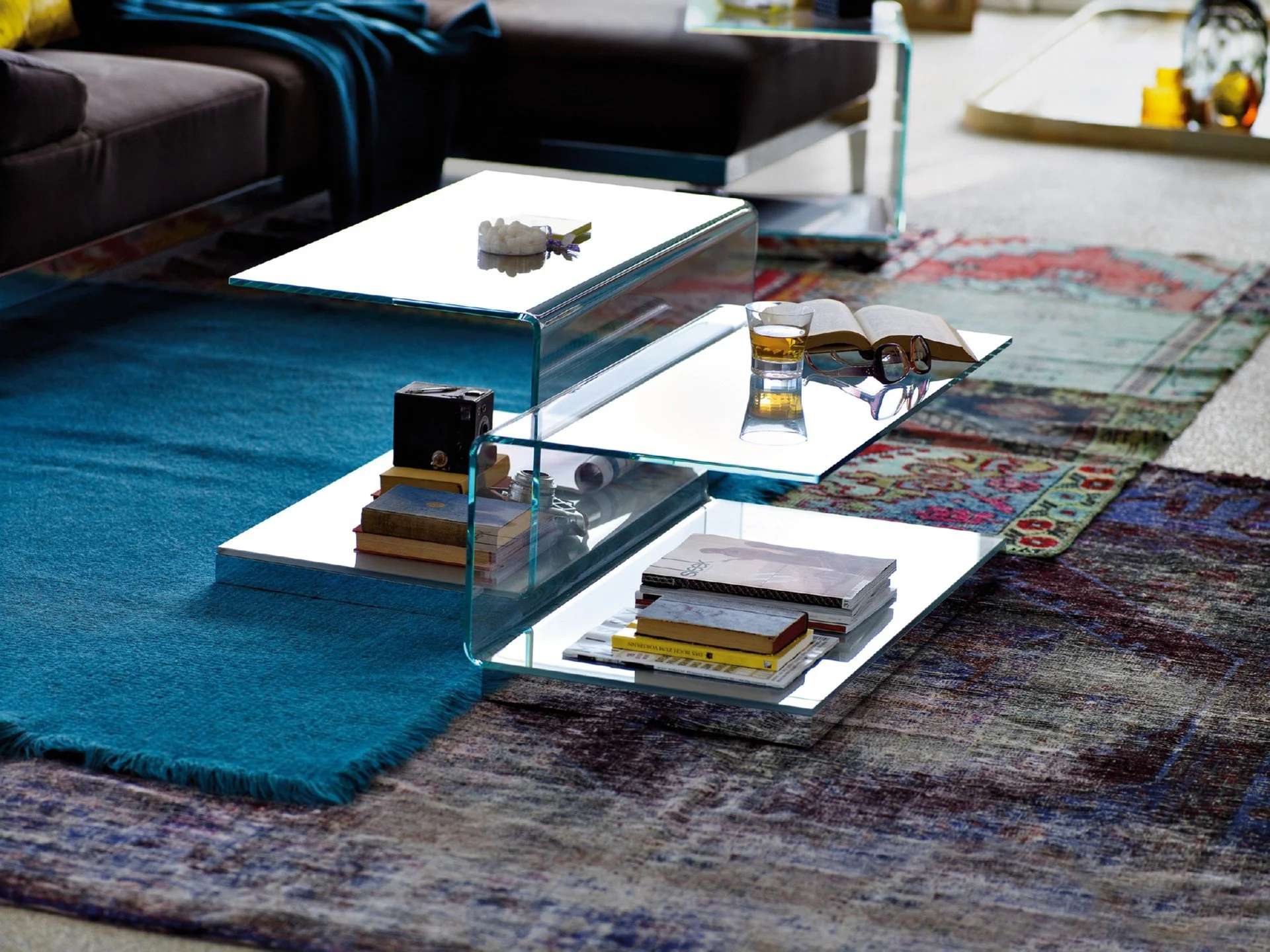 DIVINEDESIGNCENTER_8700_COFFEETABLE_2.jpg