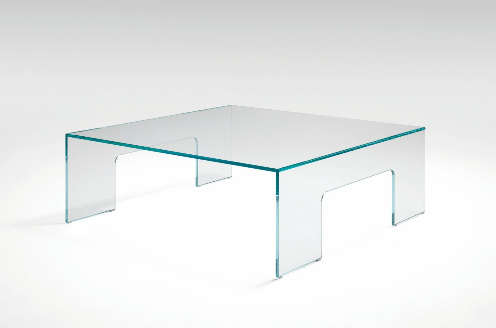 DIVINEDESIGNCENTER_8370_COFFEETABLE.jpg