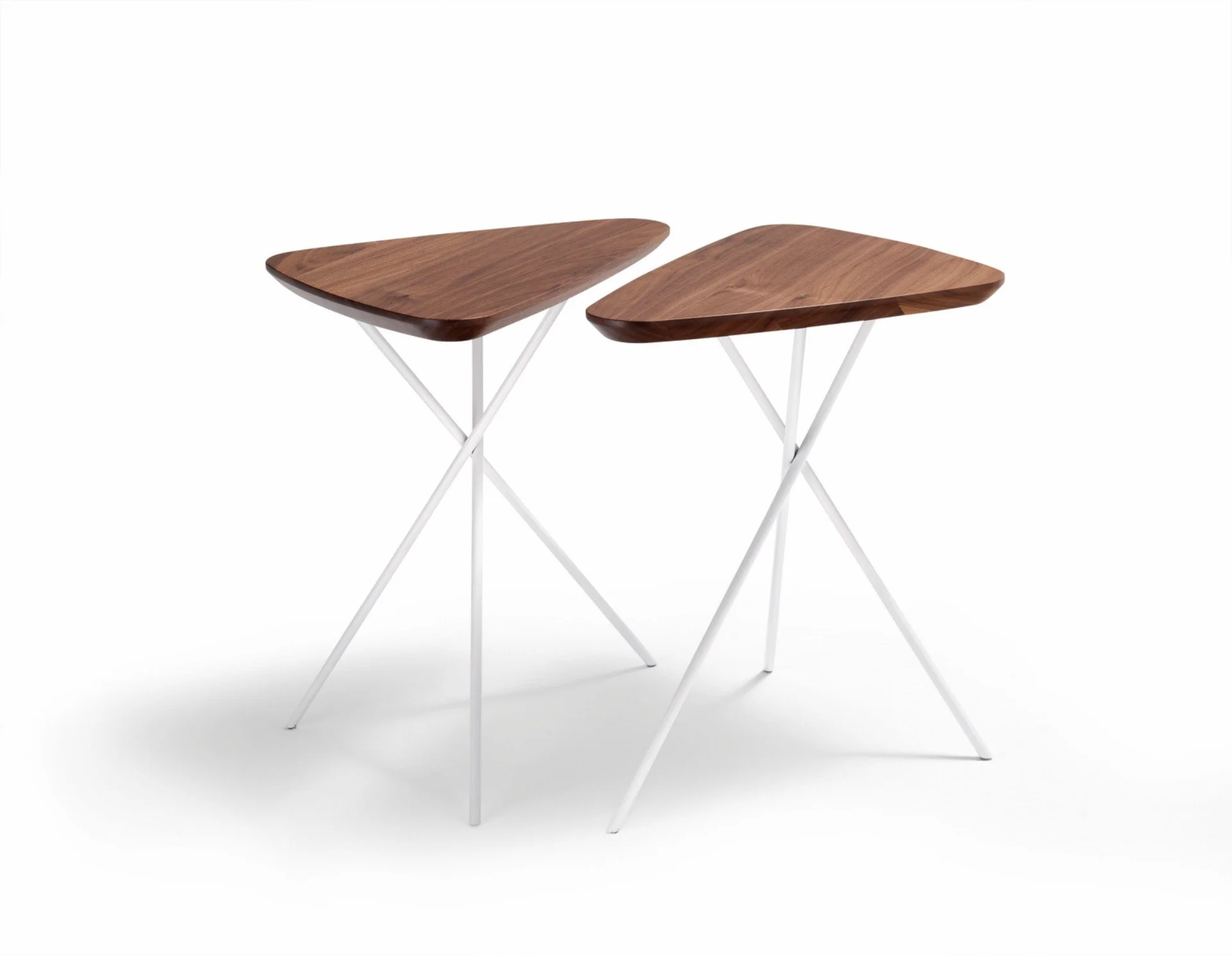 1_DIVINEDESIGNCENTER_8360_COFFEETABLE_2.jpg
