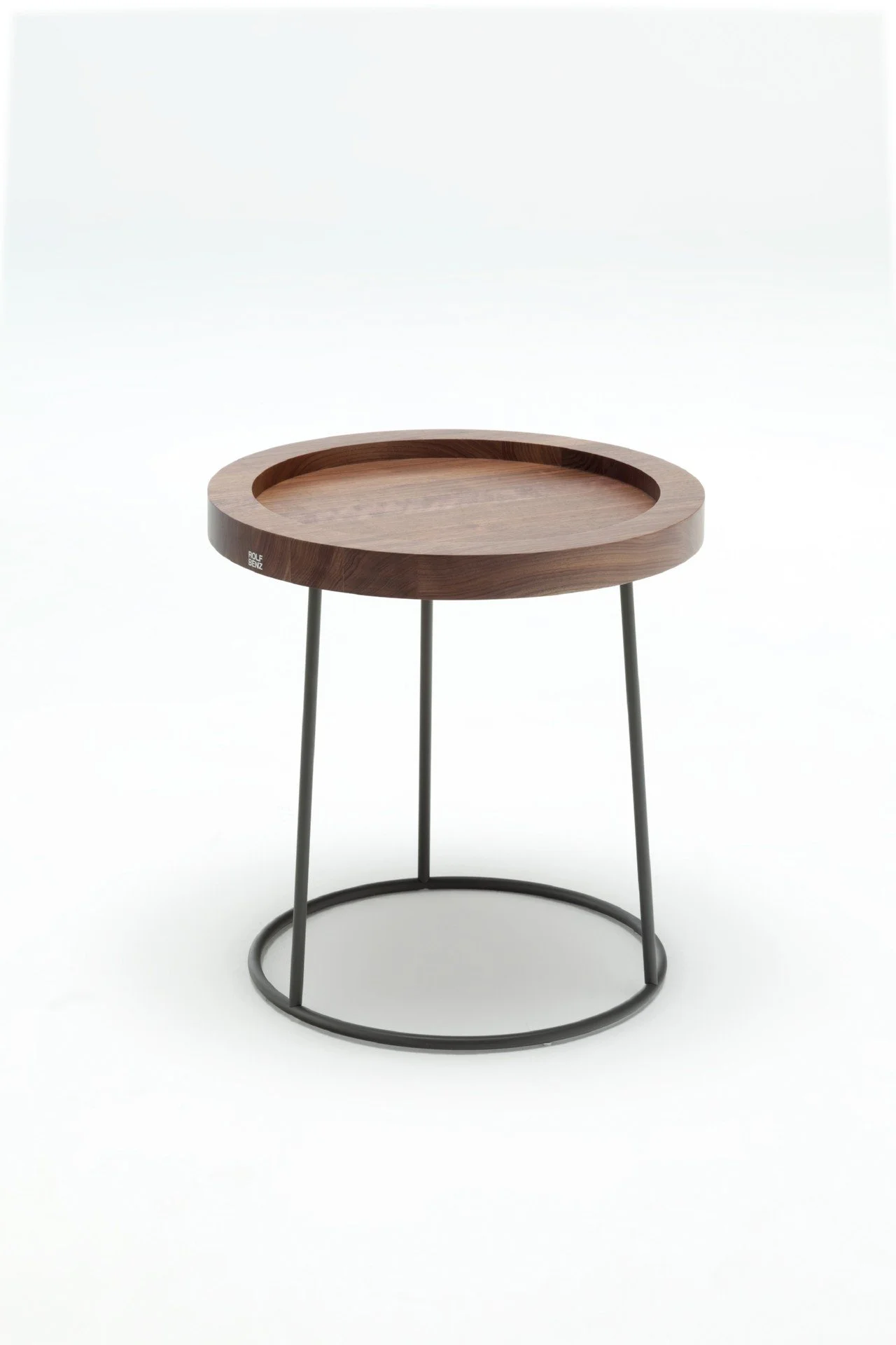 1_DIVINEDESIGNCENTER_978_COFFEETABLE_5.jpg