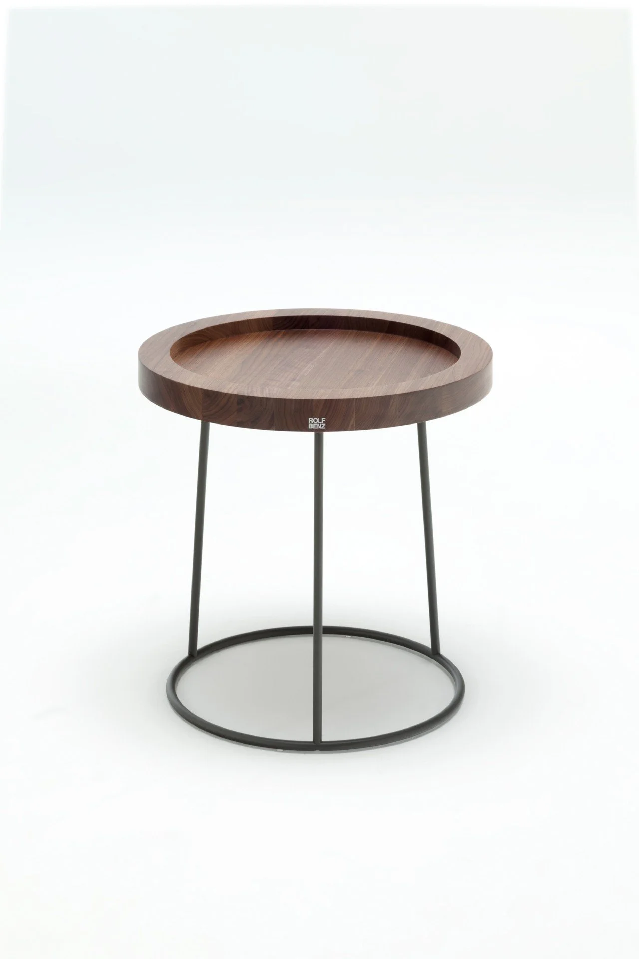 DIVINEDESIGNCENTER_978_COFFEETABLE_3.jpg