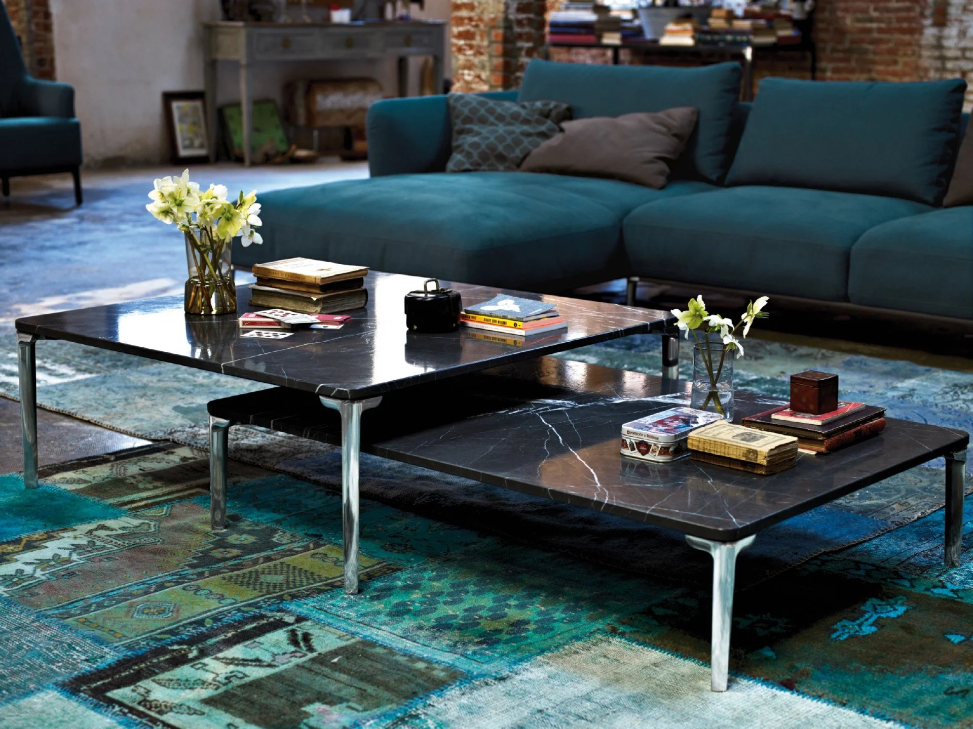 971 COFFEE TABLE