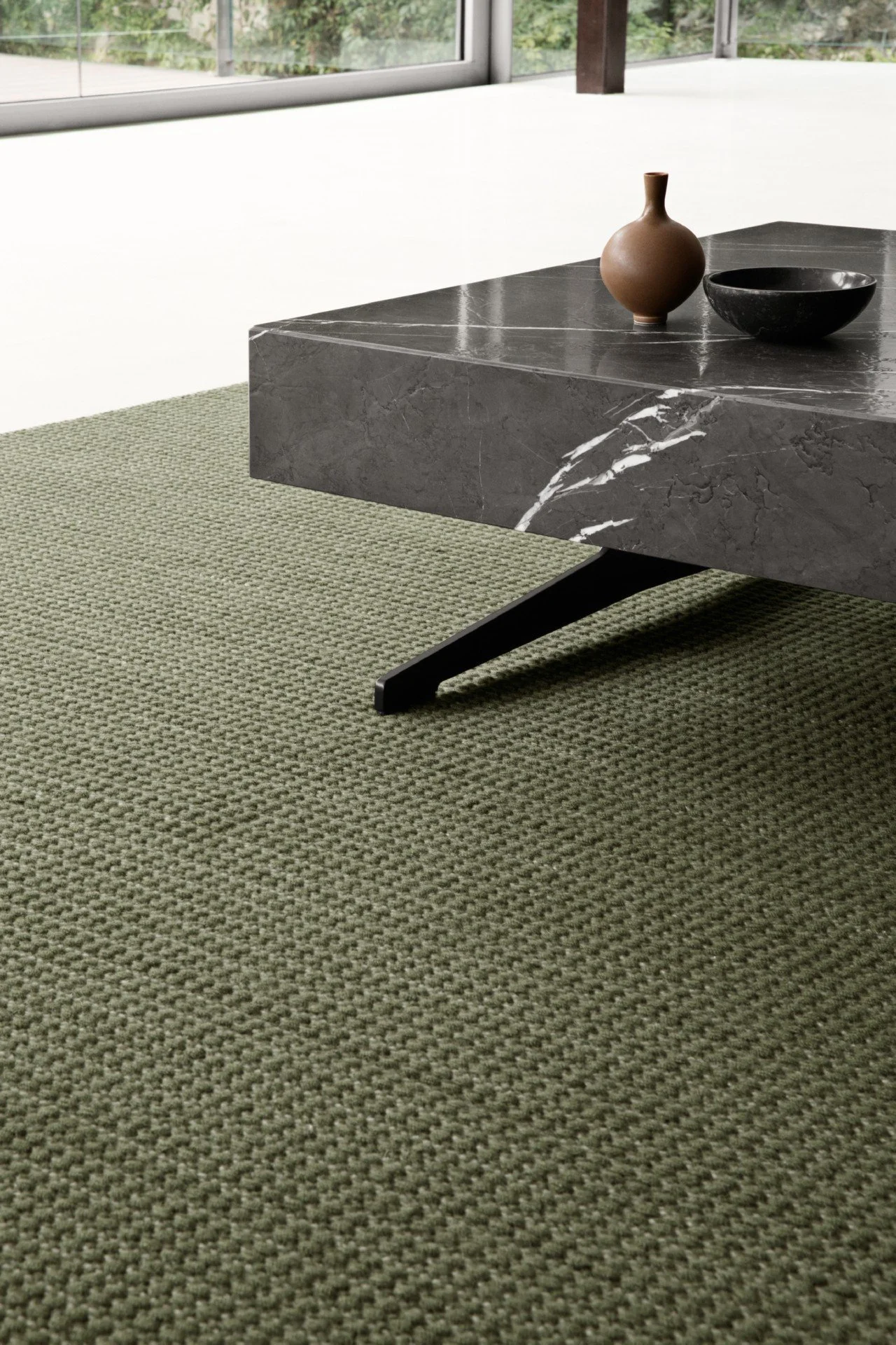 956 COFFEE TABLE