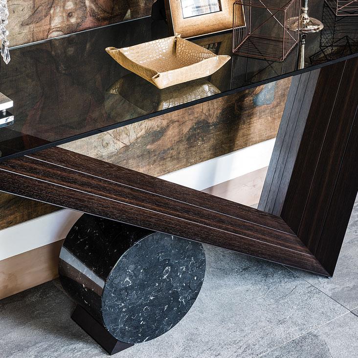 1_DIVINEDESIGNCENTER_VALENTINO_CONSOLE_3.jpg