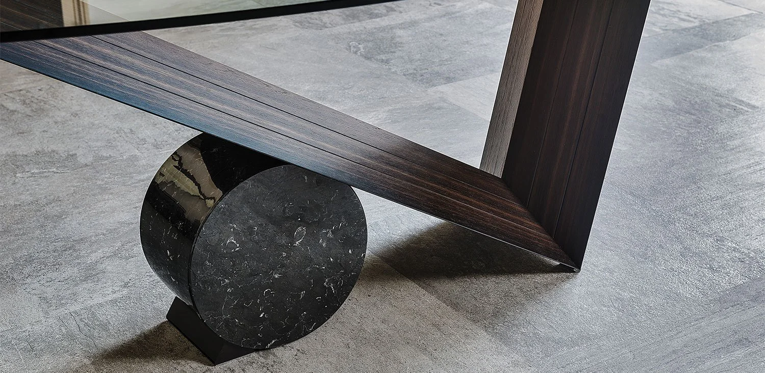 DIVINEDESIGNCENTER_VALENTINO_CONSOLE_4.jpg